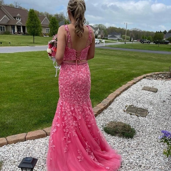MORI LEE Bright Pink 2 Piece Floral Sparkly Lace Up Prom Gown - Picture 6 of 14